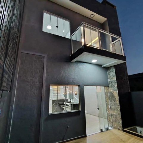 Sobrado Novo à Venda no Bairro Vila Gaúcha