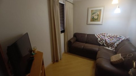 Apartamento - Rua Rio de Janeiro, 1060, esquina com a Rua Independência