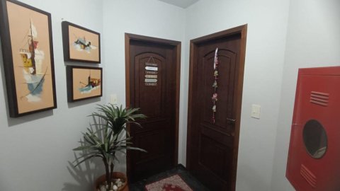 Apartamento - Rua Rio de Janeiro, 1060, esquina com a Rua Independência