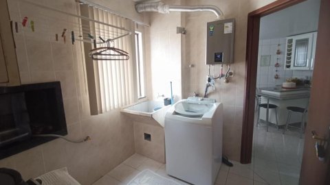 Apartamento - Rua Rio de Janeiro, 1060, esquina com a Rua Independência