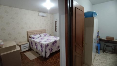 Casa - Rua Santa Catarina, 55