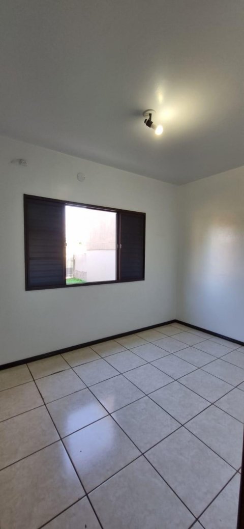 Casa - Rua Sergipe 2212 - Avenidas
