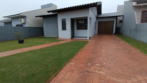Casa - Rua Rogério Valter Grum, 914