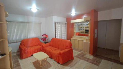 Casa - Rua Marechal Deodoro, 64
