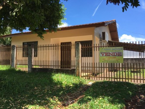 Casa - Rua Maranhão esquina com a 12 de Outubro, 248