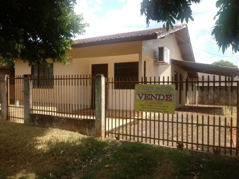 Casa - Rua Maranhão esquina com a 12 de Outubro, 248