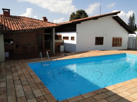 Casa - Rua Paraná, 152