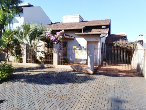 Casa - Rua Gernot Reuter, 582
