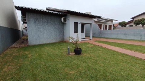 Casa - Rua Rogério Valter Grum, 914