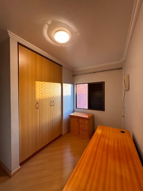 Apartamento - Rua Rio de Janeiro, 1060, esquina com a Rua Independência