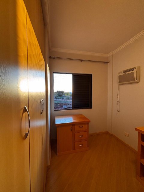 Apartamento - Rua Rio de Janeiro, 1060, esquina com a Rua Independência