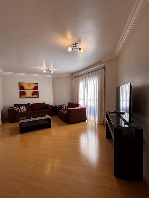 Apartamento - Rua Rio de Janeiro, 1060, esquina com a Rua Independência