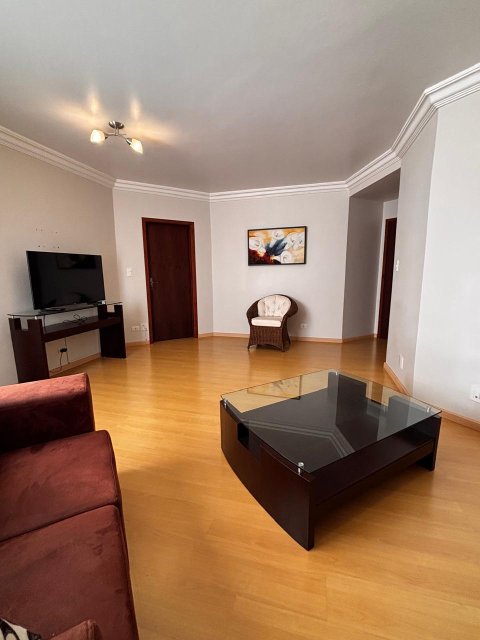 Apartamento - Rua Rio de Janeiro, 1060, esquina com a Rua Independência